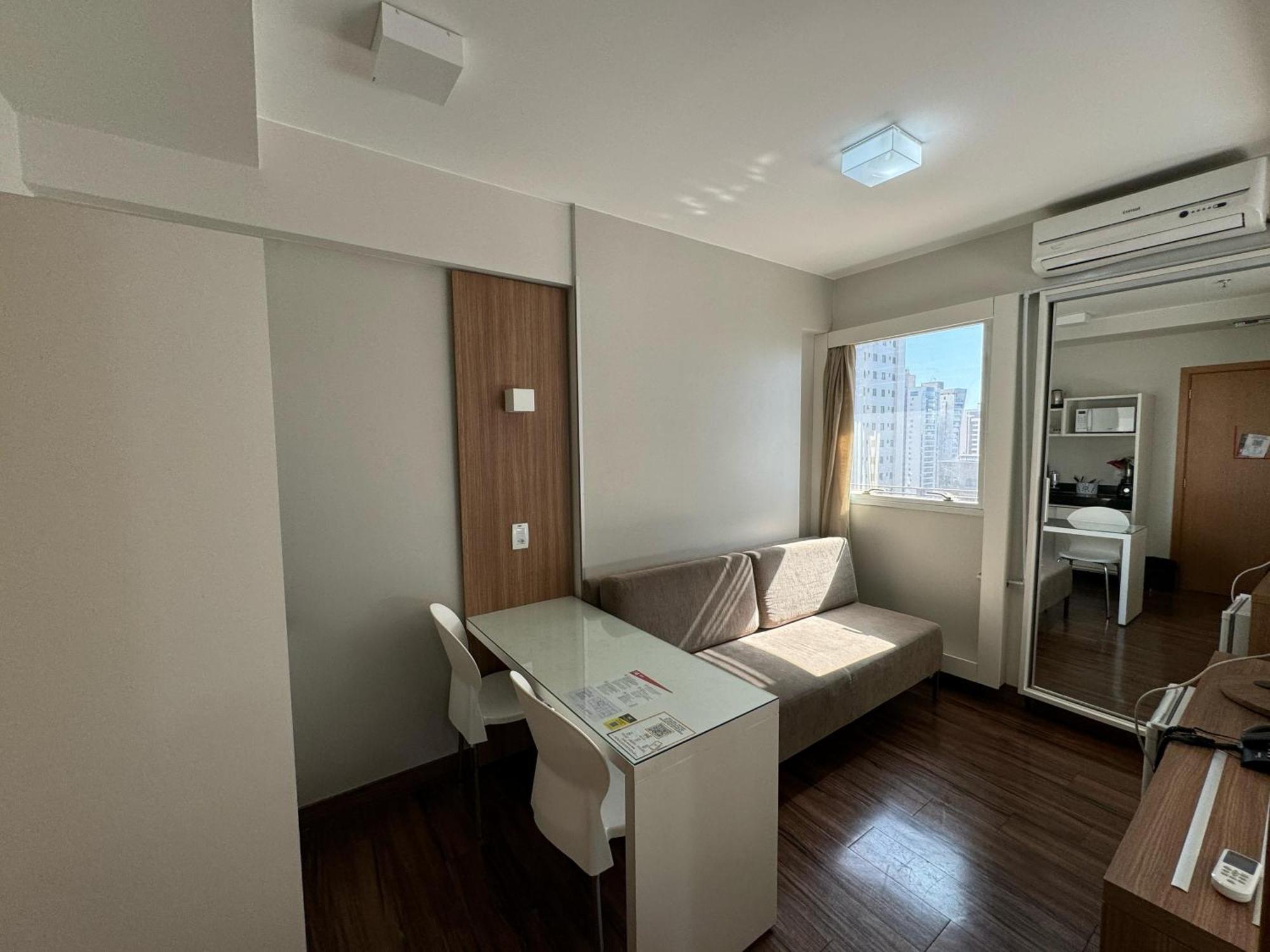 Apartahotel Em S4